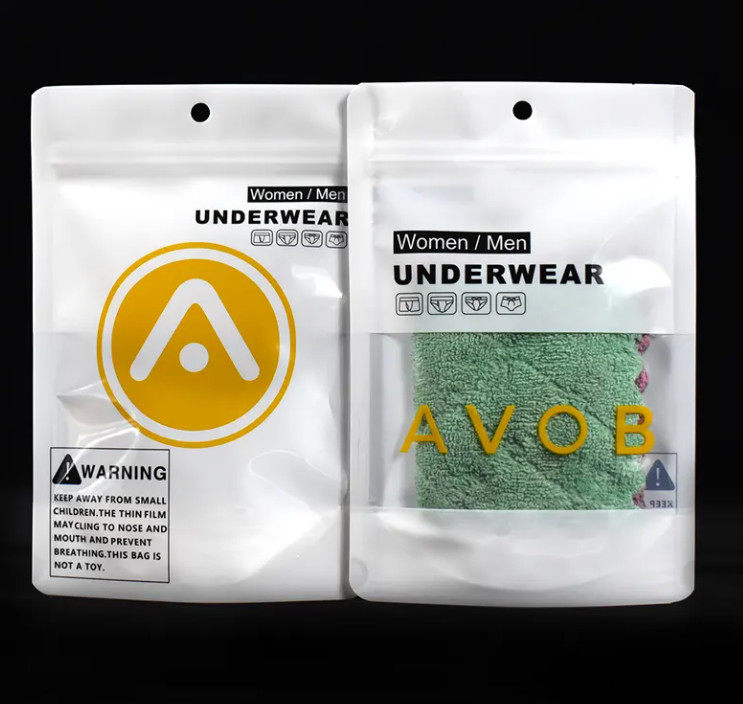 Custom Resealable Stand Up Pouch Underwear Packaging Zip Lock Mylar Bags With Clear Window